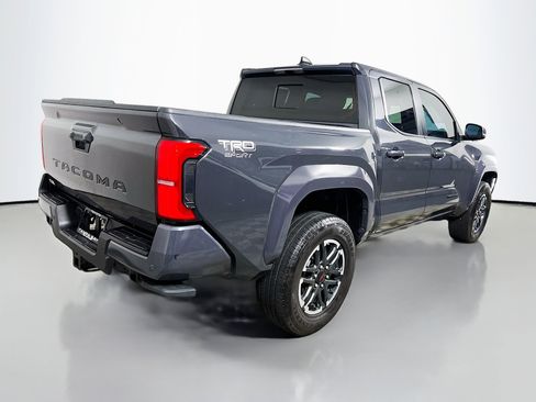 Used 2025 Toyota Tacoma TRD Sport w/ TRD Sport Upgrade Package RWD image 4