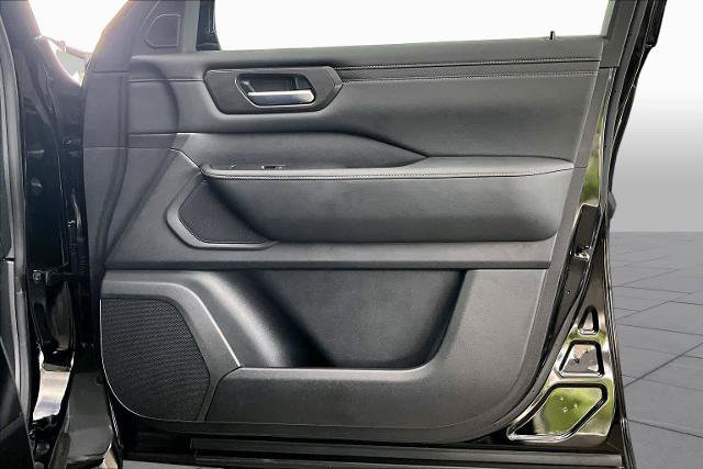 Certified 2026 Nissan Armada SV RWD image 22