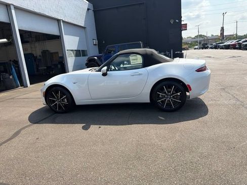 New 2026 MAZDA MX-5 Miata Grand Touring w/ Weather Package RWD image 19