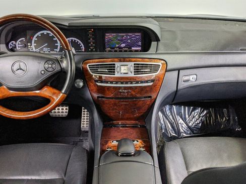 Used 2011 Mercedes-Benz CL 550 4MATIC image 26