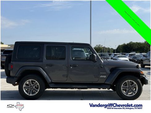 Used 2023 Jeep Wrangler Unlimited Sahara w/ Cold Weather Group AWD/4WD image 3