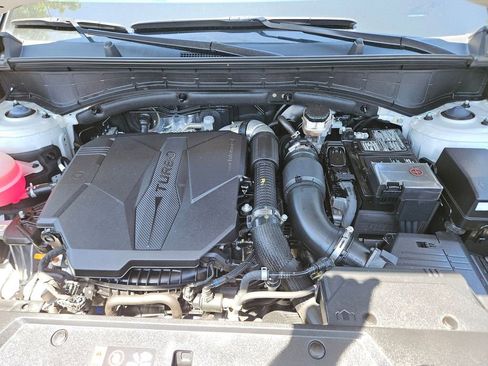 Used 2025 Hyundai Santa Fe SEL FWD image 23