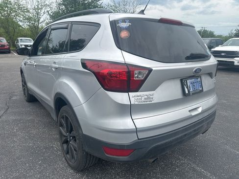 Used 2019 Ford Escape SE AWD/4WD image 4