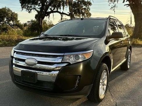 Used 2013 Ford Edge SE image 3