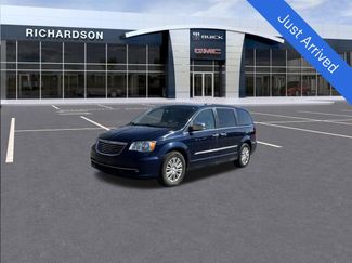 Used 2015 Chrysler Town & Country Touring-L w/ Driver Convenience Group 360° Tour