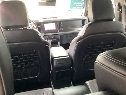 Used 2023 Ford Bronco Big Bend w/ Sasquatch Package AWD/4WD image 15