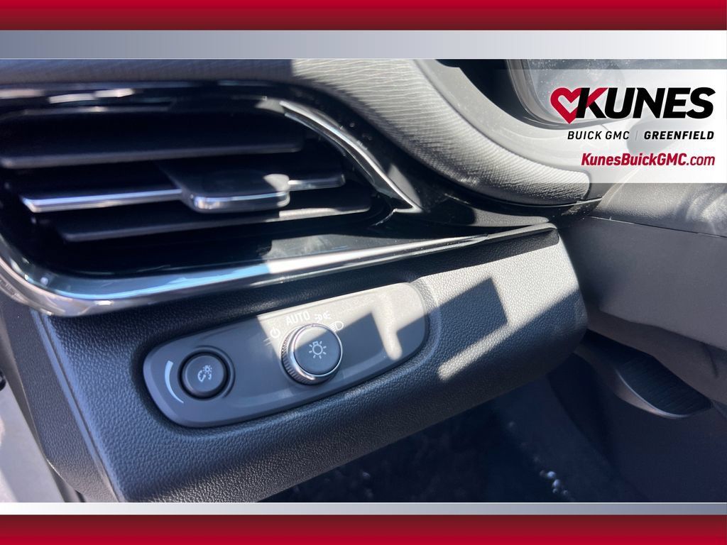 New 2026 Buick Envista Sport Touring w/ Convenience I Package FWD image 17