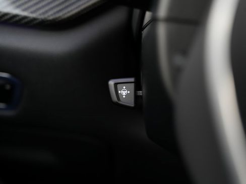 Used 2020 BMW X6 M50i w/ Premium Package image 56