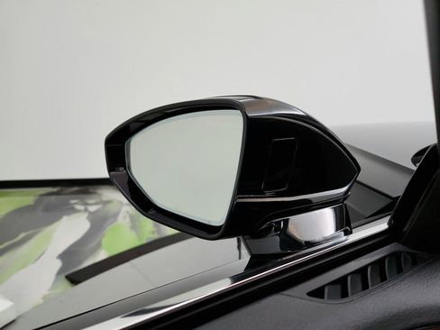 Used 2019 Audi A8 L 3.0T w/ Executive Package image 16