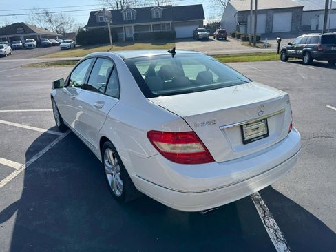 Used 2010 Mercedes-Benz C 300 Sedan image 6