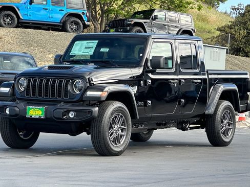 New 2026 Jeep Gladiator Sport image 8