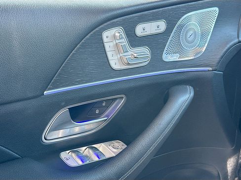 Used 2020 Mercedes-Benz GLE 350 4MATIC image 18