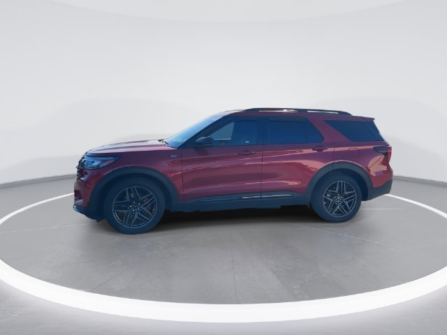 Certified 2025 Ford Explorer ST-Line w/ Premium Package RWD image 4