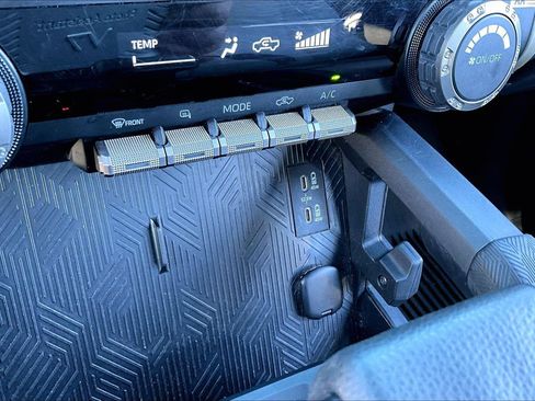 Certified 2024 Toyota Tacoma SR5 image 31