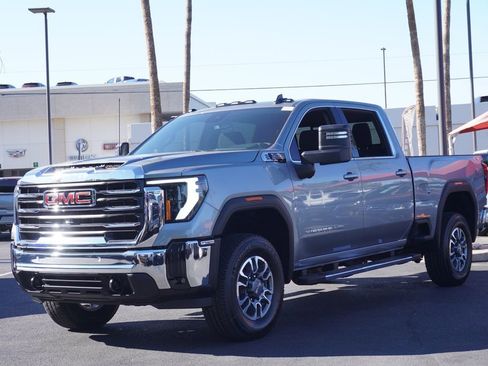 New 2026 GMC Sierra 2500 SLE w/ SLE Value Package; image 4
