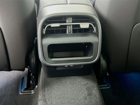 New 2026 Mercedes-Benz E 450 4MATIC Sedan image 22