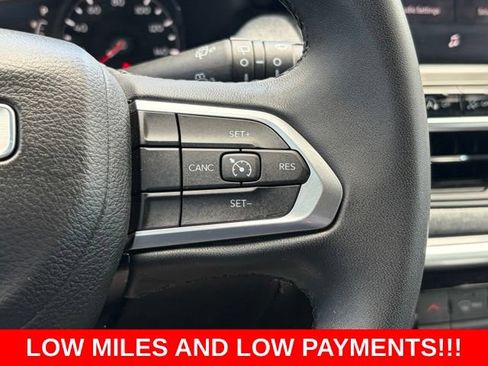 Used 2023 Jeep Compass Latitude AWD/4WD image 21