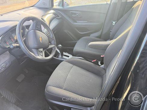 Used 2020 Chevrolet Trax LS w/ Tint and Cruise Package image 10