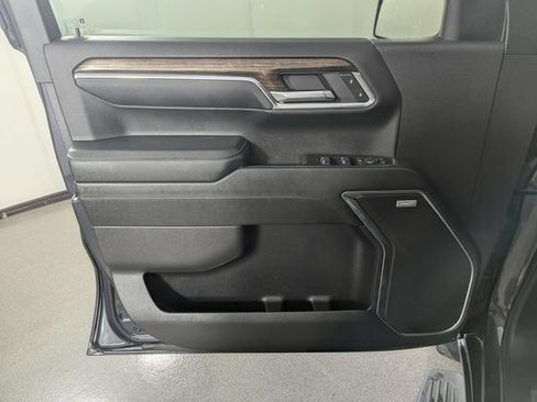 Used 2024 GMC Sierra 1500 Elevation w/ Elevation Premium Package AWD/4WD image 8