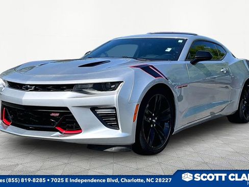 Used 2018 Chevrolet Camaro SS w/ Redline Edition RWD image 3