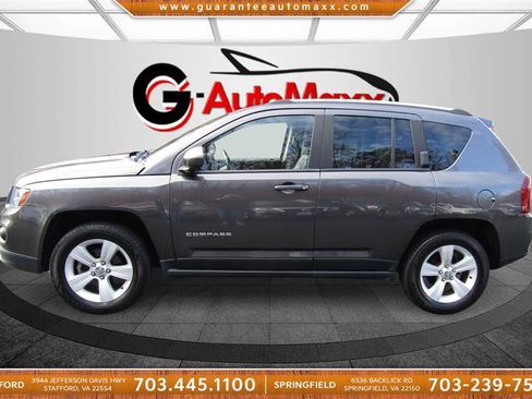 Used 2017 Jeep Compass Latitude image 8