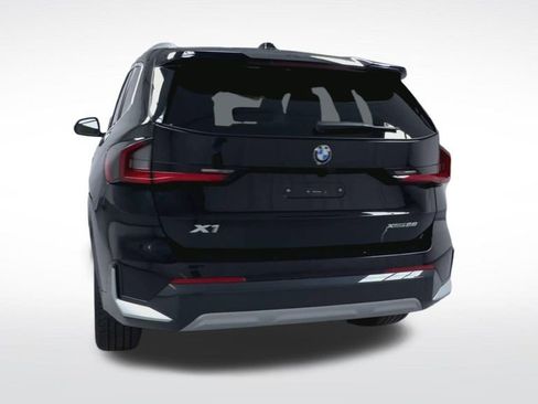 Used 2025 BMW X1 xDrive28i w/ Technology Package AWD/4WD image 7