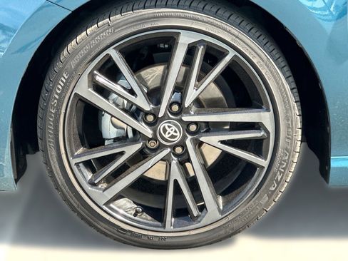 Used 2025 Toyota Camry XSE image 11