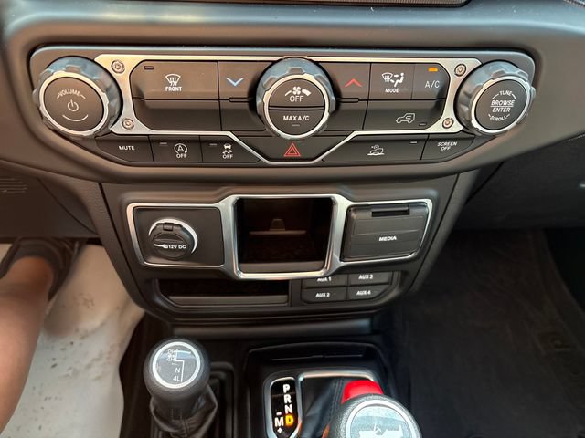 Used 2023 Jeep Wrangler Unlimited Sport AWD/4WD image 16