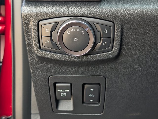 Used 2019 Ford F150 XLT w/ Equipment Group 302A Luxury RWD image 21