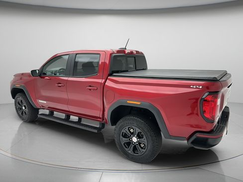 Used 2024 GMC Canyon Elevation w/ Convenience Package AWD/4WD image 4