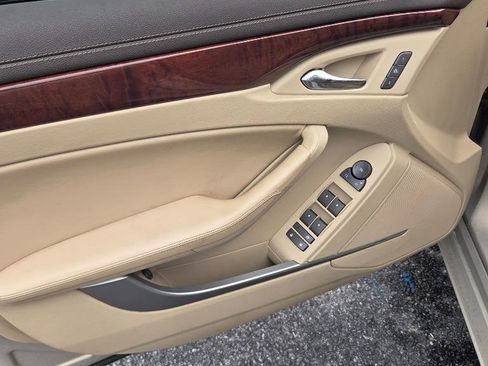 Used 2009 Cadillac CTS 3.6 w/ Wood Trim Package RWD image 13