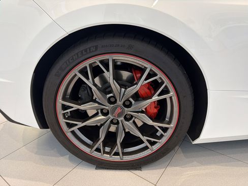 Used 2023 Chevrolet Corvette Stingray Premium Conv w/ Z51 Performance Package RWD image 15