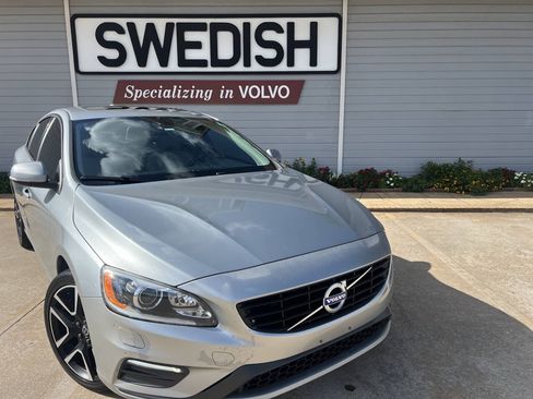 Used 2018 Volvo S60 T5 Dynamic w/ Vision Package FWD image 1