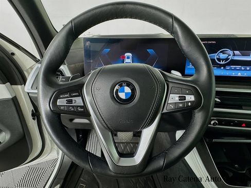 Used 2024 BMW X5 xDrive40i w/ Premium Package AWD/4WD image 11