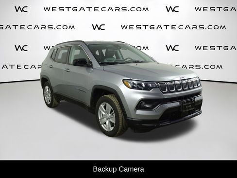 Used 2022 Jeep Compass Latitude w/ Convenience Group image 2