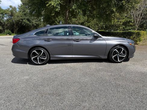 Used 2019 Honda Accord Sport image 7