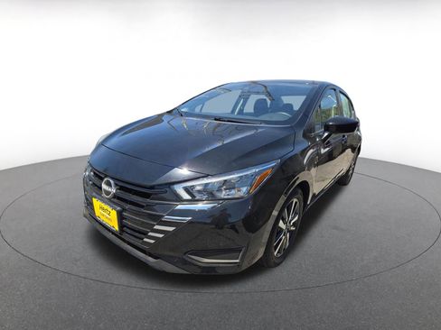 Used 2025 Nissan Versa SV FWD image 3