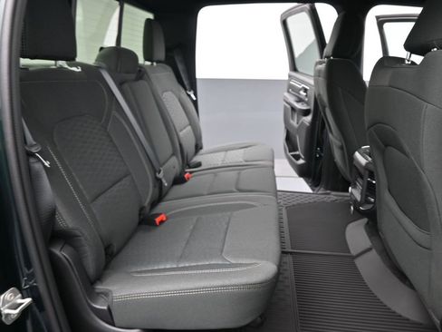 New 2026 RAM 1500 4x4 Crew Cab image 16