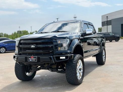 Used 2017 Ford F150 XLT w/ Equipment Group 302A Luxury AWD/4WD image 2