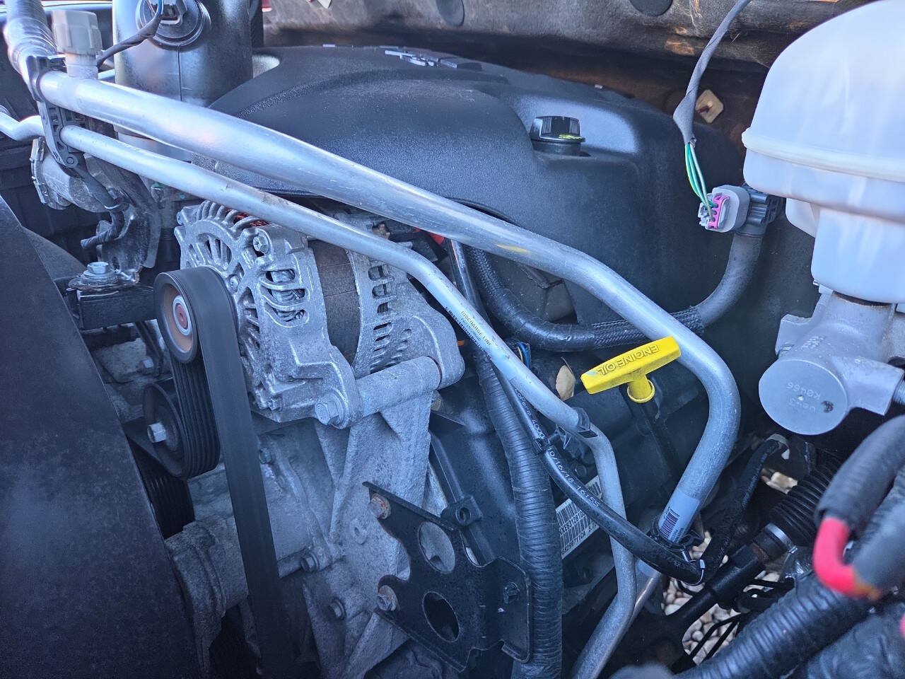 Used 2019 RAM 1500 Classic SLT AWD/4WD image 15