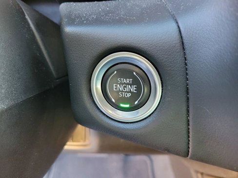 Used 2022 Chevrolet Tahoe Z71 w/ Off-Road Capability Package AWD/4WD image 24