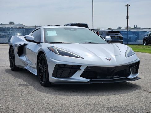 Used 2026 Chevrolet Corvette Stingray Preferred Cpe w/ 2LT RWD image 3