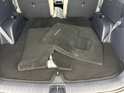 Used 2023 Hyundai Palisade Limited w/ Cargo Package FWD image 26