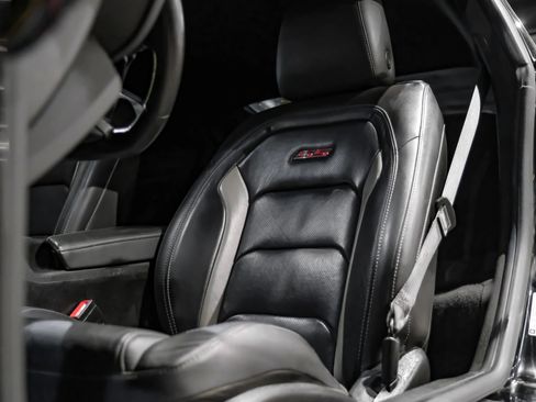 Used 2018 Chevrolet Camaro SS image 27
