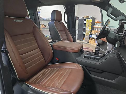 Certified 2023 GMC Sierra 1500 Denali Ultimate AWD/4WD image 10