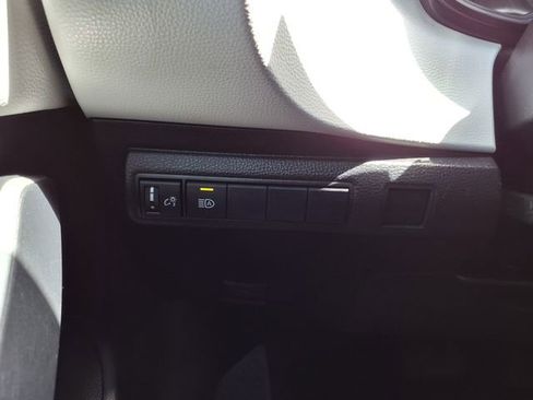 Used 2021 Toyota Corolla SE FWD image 28
