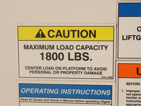 Used 2017 Ford F550 2WD Regular Cab Super Duty image 57