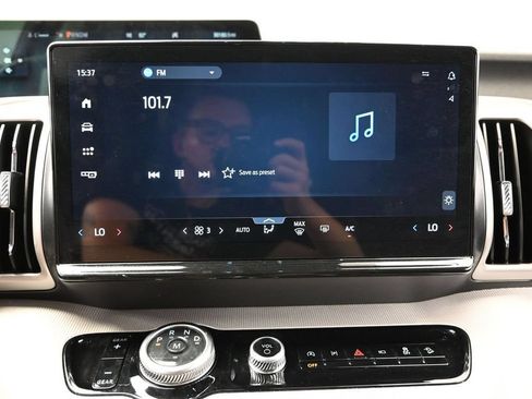 Used 2025 Ford Expedition Max Active AWD/4WD image 26