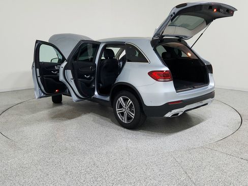 Certified 2022 Mercedes-Benz GLC 300 image 17