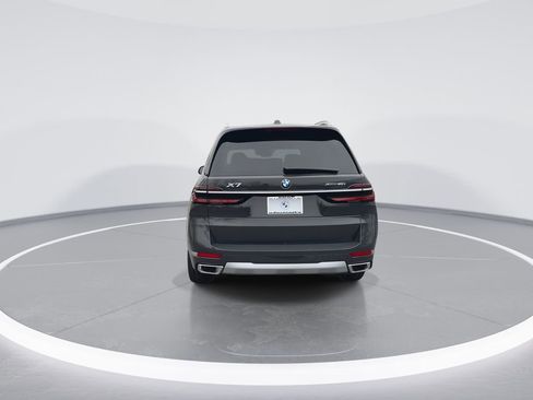 New 2026 BMW X7 xDrive40i w/ Premium Package image 7